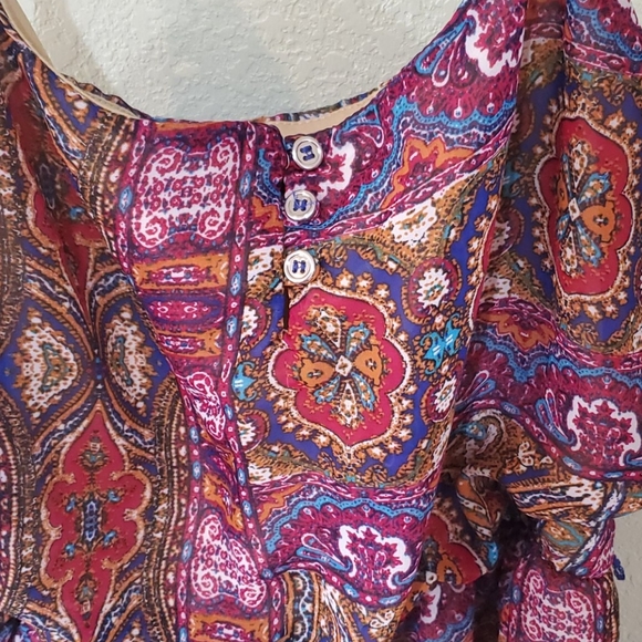 Love Reigns  Paisley style print size extra large - Picture 6 of 8